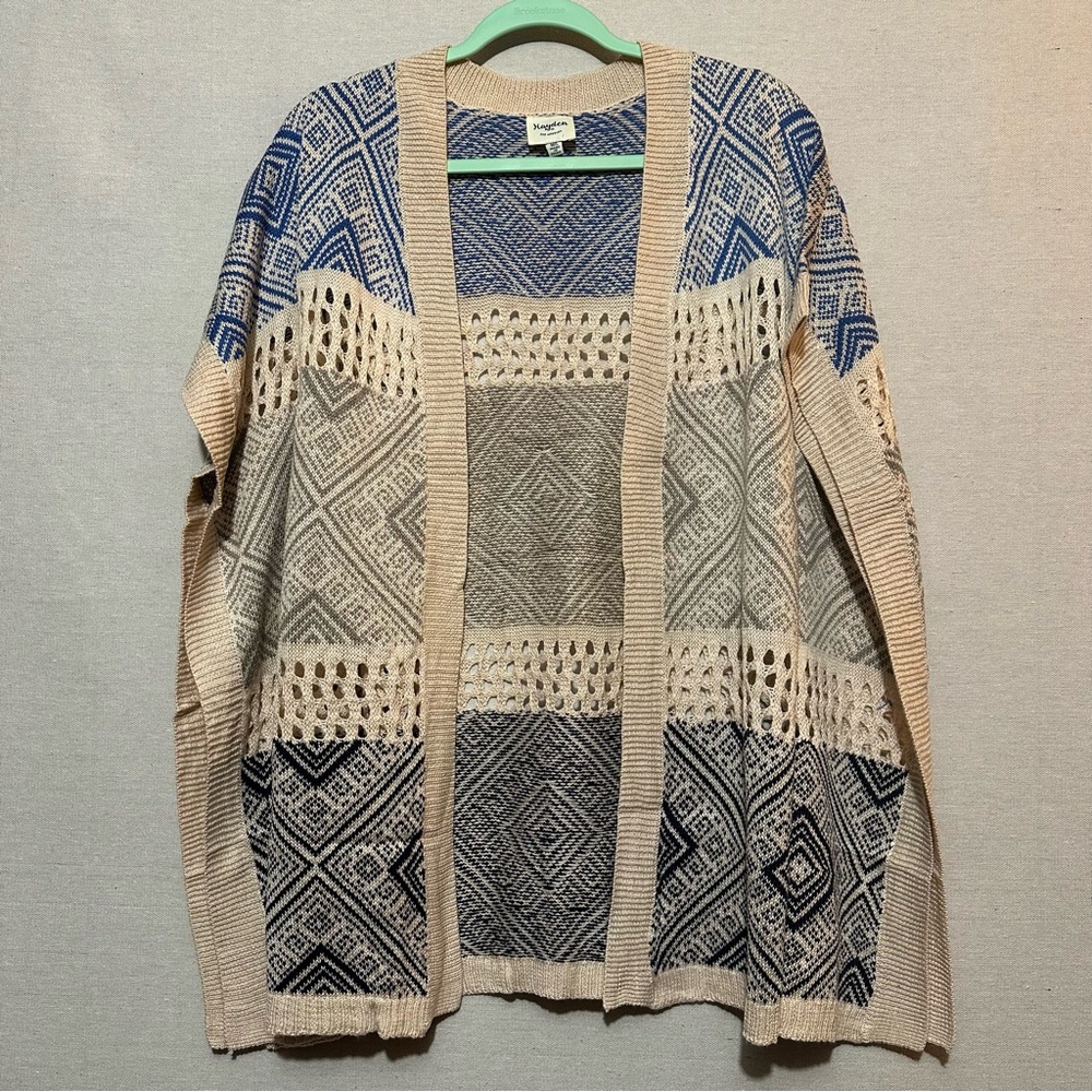 Hayden Patterned Beige and Blue Sweater - size M/L